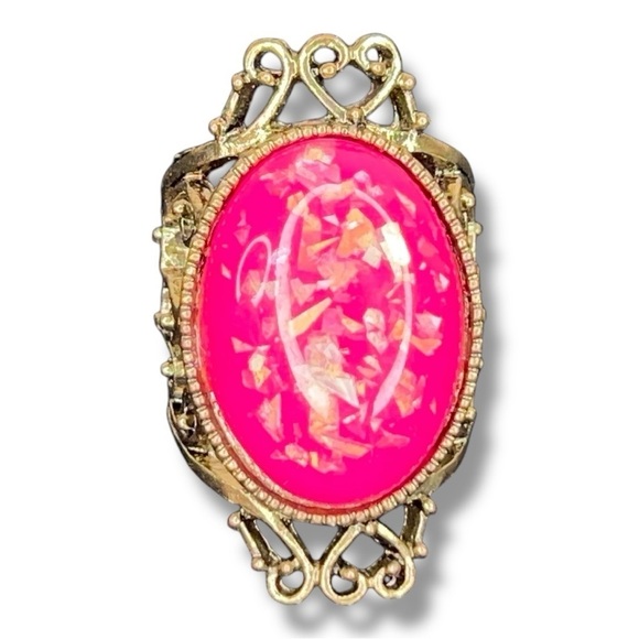 Size 7.5 Pink Brass-look Ring Womens Filigree Goth Retro Glam - Picture 1 of 11